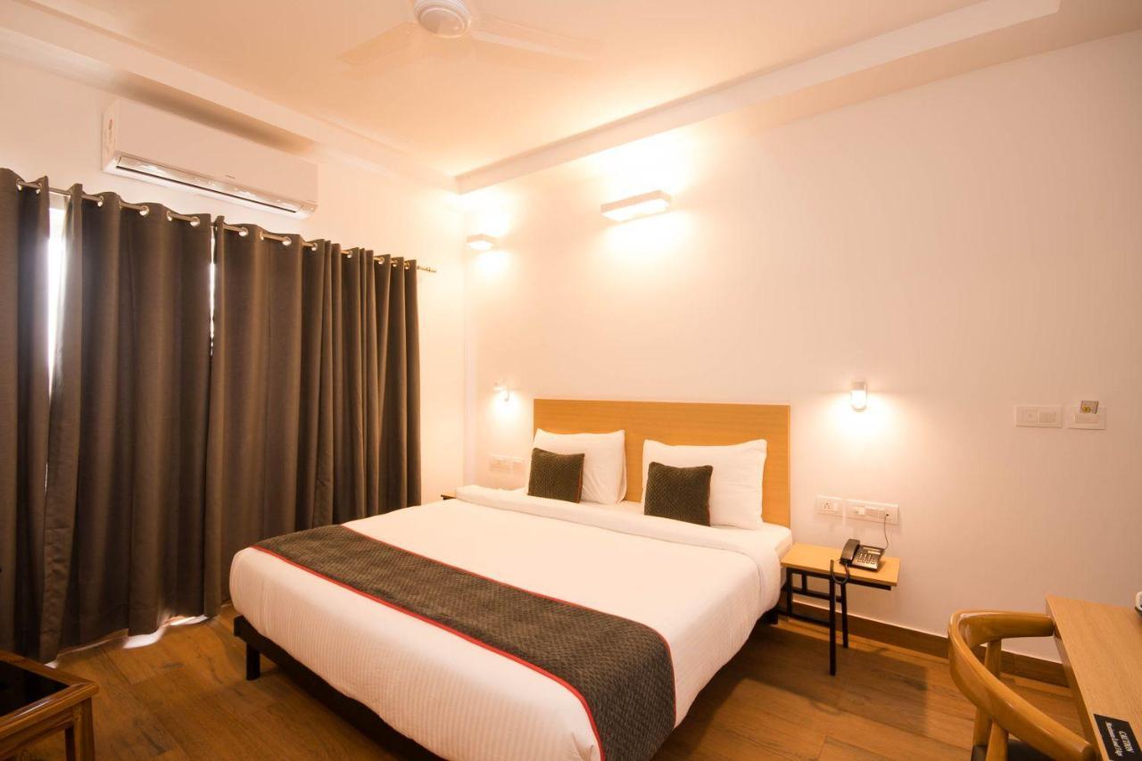 Hotel Vemara Panaji Buitenkant foto